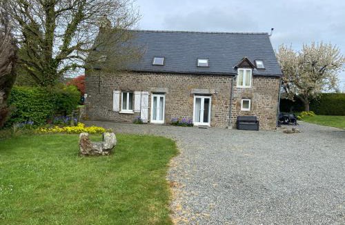 Couesmes-Vauce House | La Forge