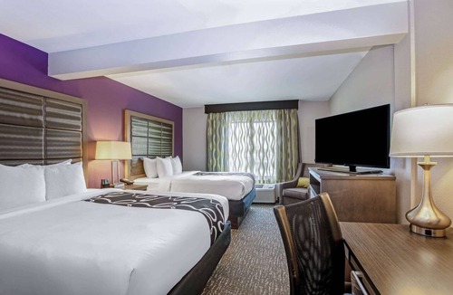 Kearney Hotel | La Quinta Inn & Suites by Wyndham Kearney
