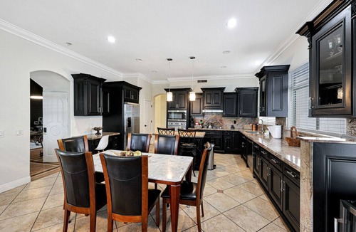 Arrowhead Lakes House | Lake View Luxury Castle Retreat
