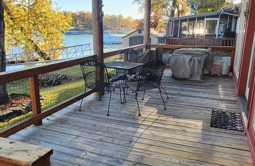 Afton Cabin | Lakefront A-frame cabin with Dock access