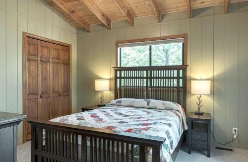 Innsbrook House | Lakefront A-Frame with Private Dock