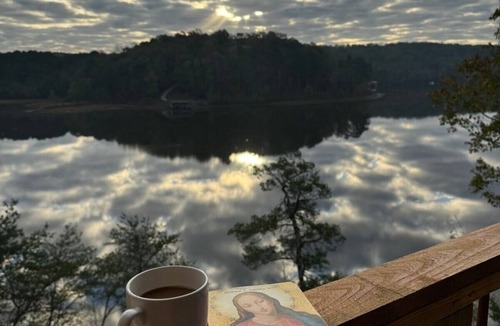 Samantha Cabin | Lakefront Cabin - Elevated Design and Breathtaking Views