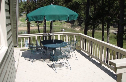 Libby Cabin | Lakefront Cabin Getaway