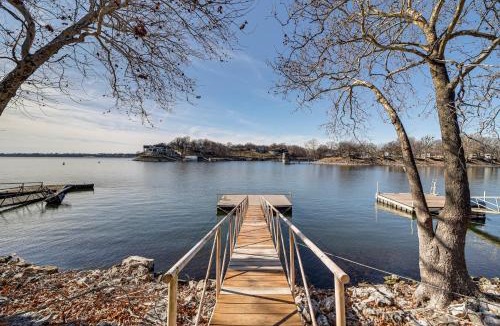 Vinita House | Lakefront Family Home w/Dock & Views in Vinita!