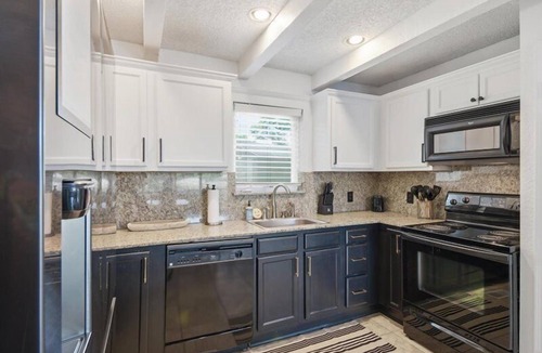 Vinita House | Lakefront Luxury w/Dock, Great Location!