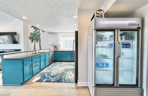 LaPlatte I House | Lakehouse with 3 Big Suites, Total of 6 Bedrooms 4 Baths, & HUGE Beach