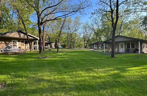 Manchester Cabin | Lakeside Cabin 2 - Perfect Retreat at Enriched Cabins & Resort on Lake Delhi