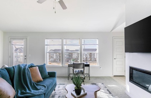 Yukon Apartment | Landing | Amazing 2BD, Gym, Clubhouse