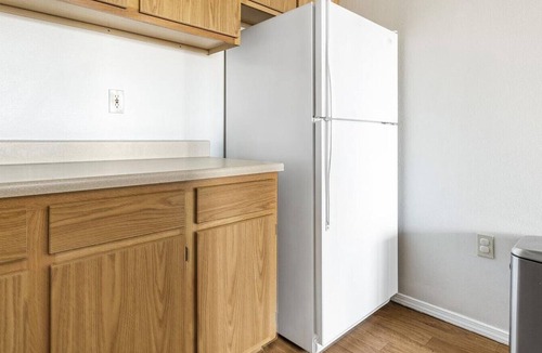 Greenwich Apartment | Landing at The Remington Apartments - 2 Bedrooms in Downtown Wichita