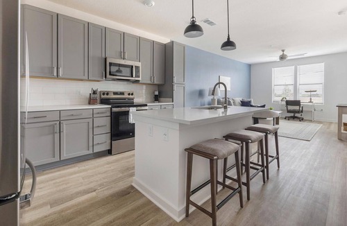 Broomfield Apartment | Landing | Chic 1BD, Yoga Studio, Gym