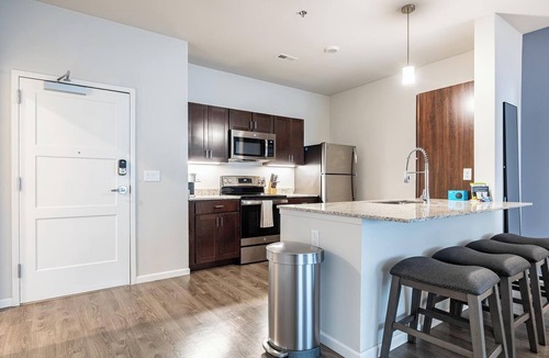 Greenwich Apartment | Landing | Chic 2BD, Pool, Game Room