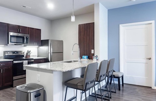 Greenwich Apartment | Landing | Spectacular 2BD, Game Room, Pool