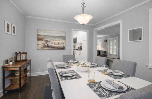 Mission House | Large Home 5BR|Sleeps 11|Family Fav