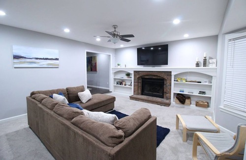 Lenexa House | LargeFamily-Public Market-W&D-FullyFenced