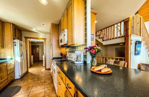 San Juan River Village House | Last-Minute Summer Escape! Book an August Stay by 7/31 for 15% Off