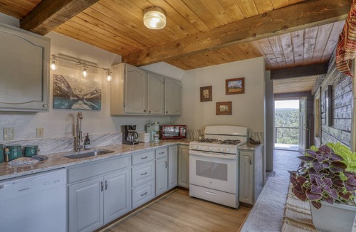 San Juan River Village House | Last-Minute Summer Escape! Book an August Stay by 7/31 for 15% Off