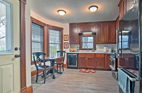 Lecompton House | Lawrence Area Vacation Rental 15 Mi to Topeka!