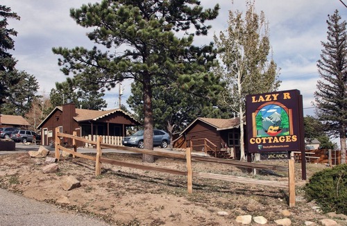 Estes Park Cabin | Lazy R Cottages: 9 2 Bedroom Cabin