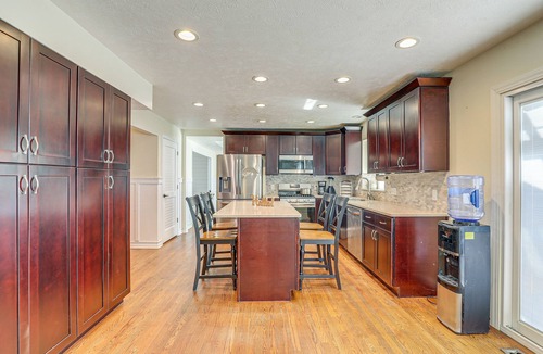 Lincoln House | Lincoln Vacation Rental ~ 2 Mi to Holmes Lake Park