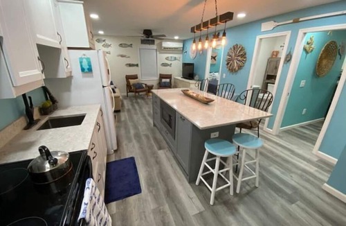 Linn Valley House | Linn Valley Lake House -Lakes, Golf, Pool, Fishing
