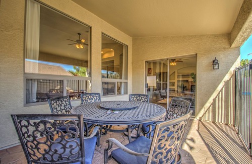 East Mesa House | Location! Location! Location! Spacious 4 bedroom with Pool, WiFi, and AC in Mesa