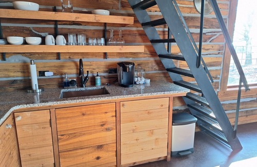 Pawhuska Cabin | Loft cabin close to Pioneer Woman's Mercantile