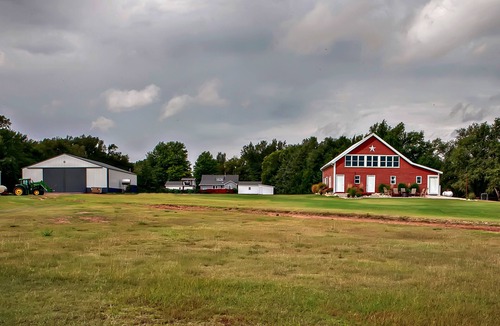 Rago House | Lots of Blue Sky W/Cozy Turn-of-the-Century Barn on Working Farm & Cattle Ranch