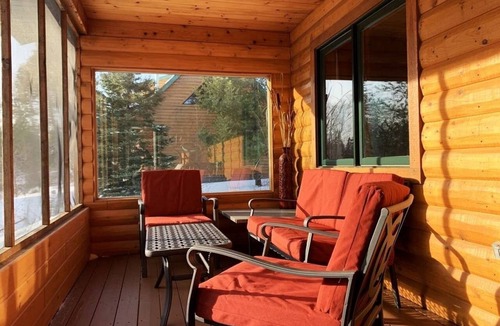 Lutsen Cabin | Lutsen Log Lodge! Ski, Hike, Golf & Bike