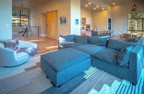 Angel Fire Cabin | Luxury Cabin On Ski Bike Trail, 4BR, Hot Tub with Mountain Views