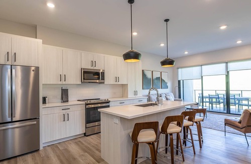Manhattan Condo | Luxury Condo in Grand Mere near Colbert Hills Golf Course