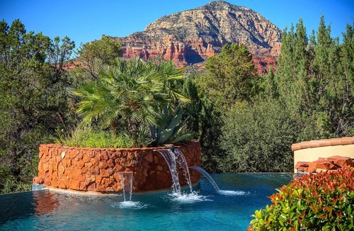 West Sedona House | Luxury Duo | 2 Homes, 12BR, 8BA Sleeps 29 | Pool, Spa, Game Rooms & Red Rock Views!