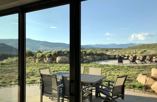 Burns House | Luxury Green Building Mountain Home