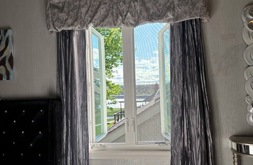 Lee's Summit House | Luxury lake living 12 minutes from FIFA World Cup stadium