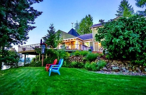 Coeur d'Alene Villa | +Luxury Lakefront for 12+ Private Beach & Dock, GameRoom, Indoor Koi Pond!