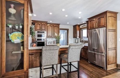 West Plaza House | Luxury Plaza House. Amazing Property.