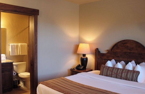 Breckenridge Cabin | Luxury Ski-in, Ski-out Resort Lodge at Breckenridge Peak 7!