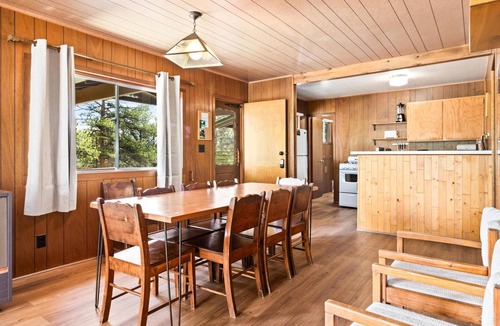 Estes Park Cabin | Machin's Cottage #16 3 bdrm Cabin near RMNP Pet Friendly