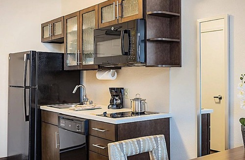Overland Park Hotel | MainStay Suites Kansas City Overland Park
