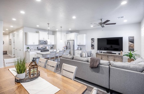 St. George House | Making Memories