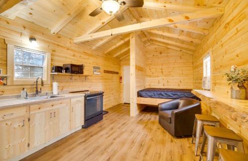 Mauston Apartment | Mauston Studio Cabin ~ 15 Mi to Wisconsin Dells!