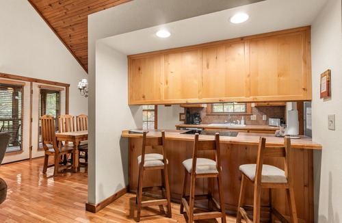 Branson West Cabin | Mayberry Lodge 2 Bedroom Cabin by RedAwning