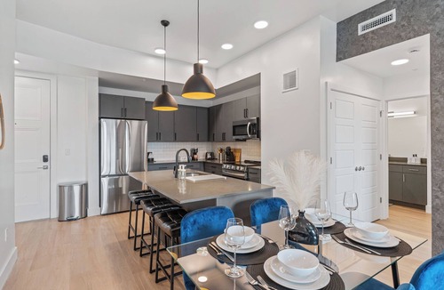 Downtown Salt Lake City Condo | Mayehouse by Stylish Stays