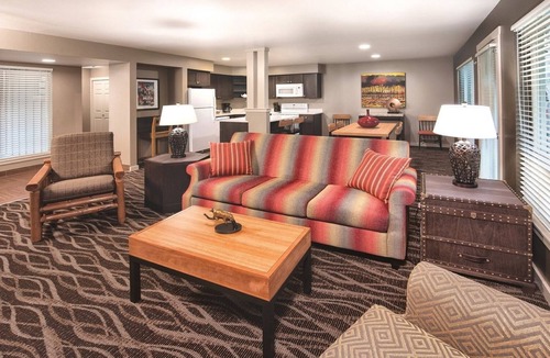 McCall Condo | McCall | Family Lake Getaway | Pool + Hot Tub | 2BR