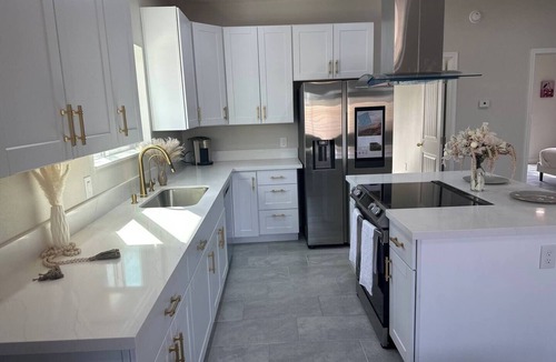 Dobson Ranch House | Mesa Modern 2BR: Classic & Charm