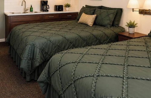 Belmar Hotel | Mesa View Lodge Resort