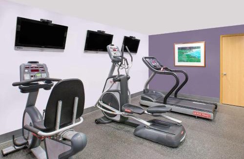 Ames Hotel | MICROTEL Inn and Suites - Ames