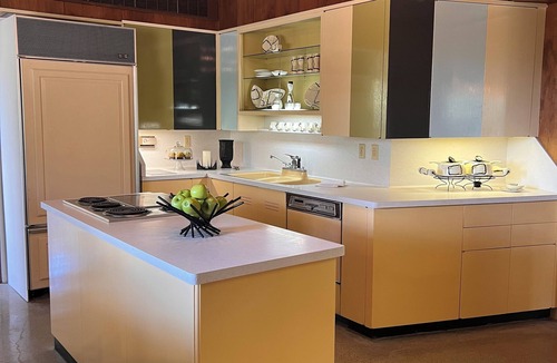 Bellevue House | Mid Century Modern Googie Architect Designed Home. Welcome Modern Designers!