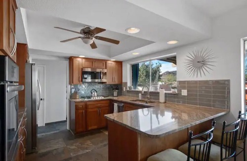 Moonridge Estates House | Mid century oasis with beautiful surroundings+ Tesla charger available