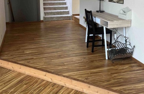 Elbert Other | Mini mansion tucked away in Forrest 5k sq ft & Sauna