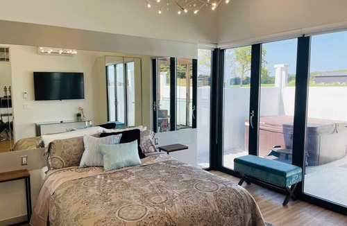 Umber View Heights House | Minutes away from Stockton Lake